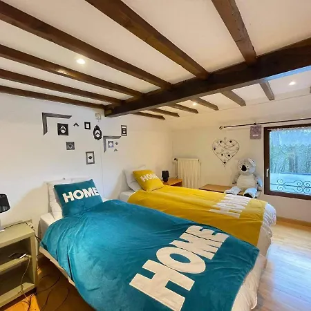 Lesse En Ciel Vous Accueille Avec Plaisir . Сasa de vacaciones