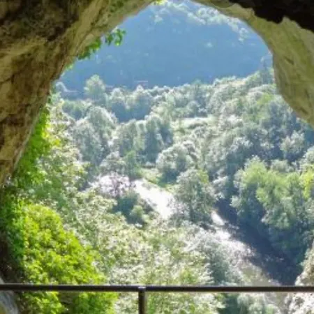 펜션 Lesse En Ciel Vous Accueille Avec Plaisir .