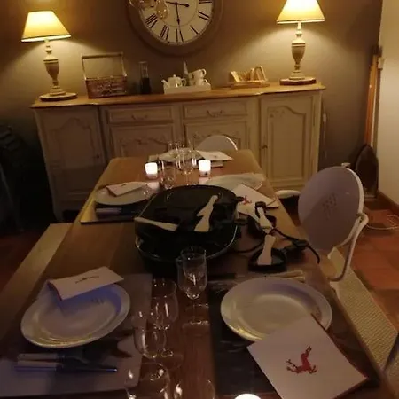 펜션 Lesse En Ciel Vous Accueille Avec Plaisir . 호후예트