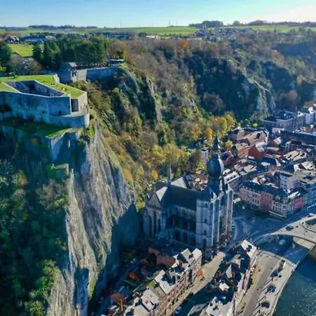Сasa de vacaciones Lesse En Ciel Vous Accueille Avec Plaisir .