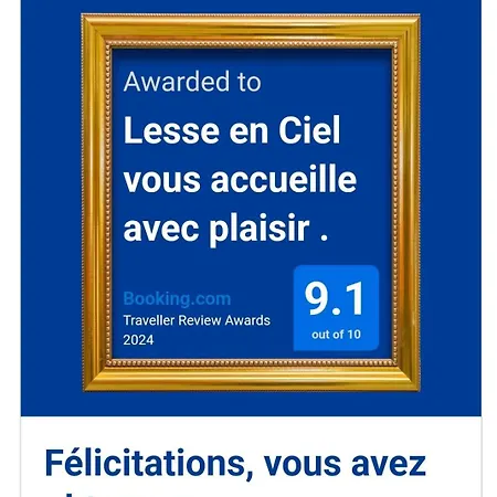 Lesse En Ciel Vous Accueille Avec Plaisir . 펜션 호후예트