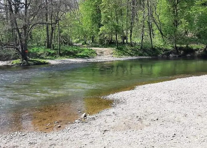 Lesse En Ciel Vous Accueille Avec Plaisir . * Houyet